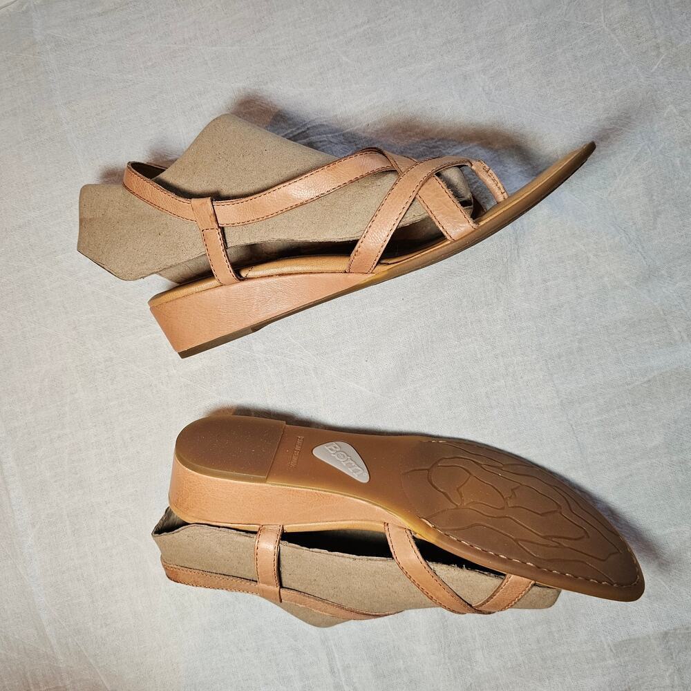 Born Nude Tan Strappy Sandals nib - Picture 11 of 15